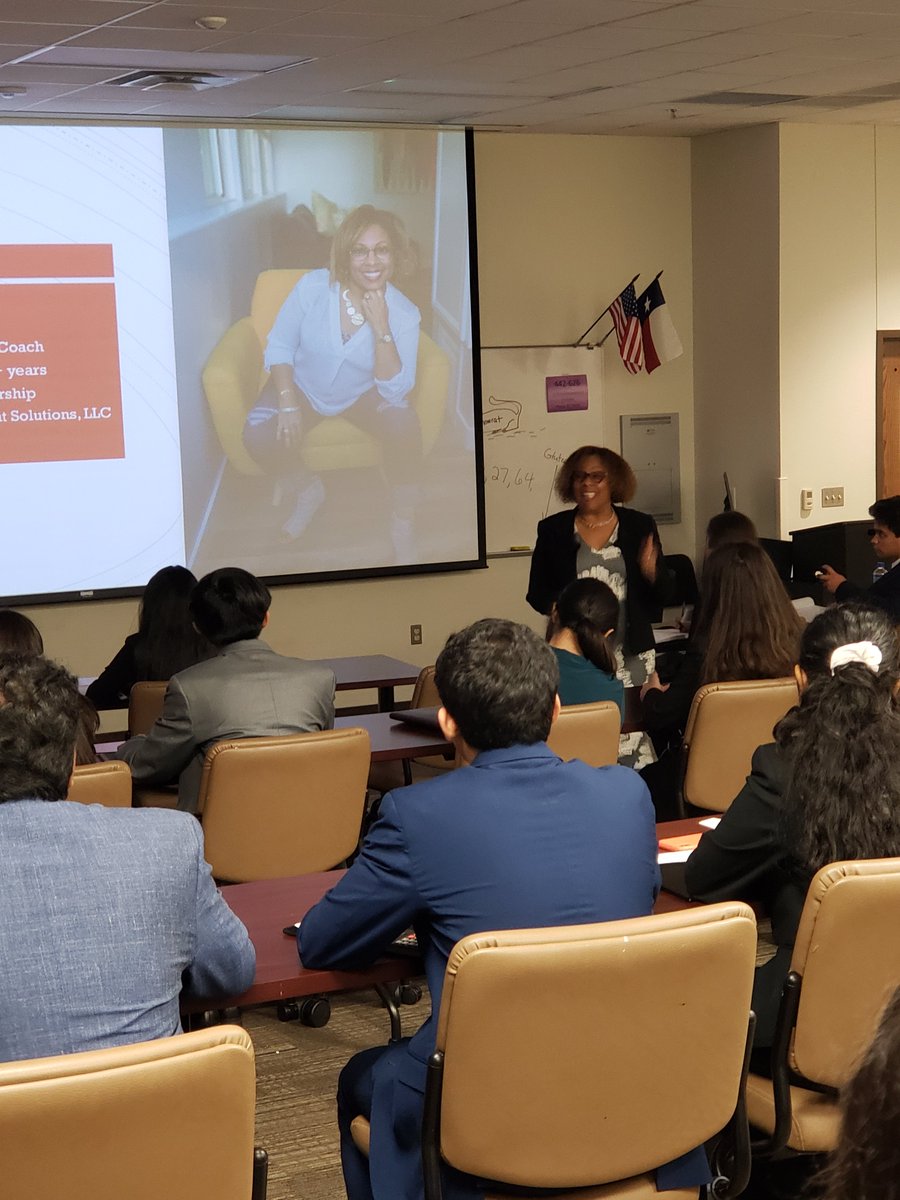 Cen10titans's tweet image. ISM (Independent Study and Mentorship) students worked hard at the annual ISM business symposium. They had an opportunity to practice interview skills and network with professionals. What a unique experience! #TitanPride #FriscoFutureReady #TitansLearn #FISDlearns #ourFISDstory