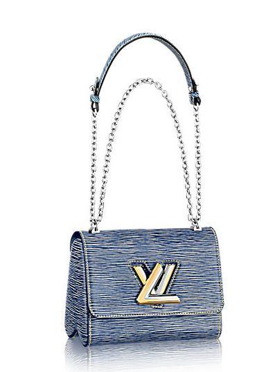 ChicDesignerBag's tweet photo. Twist PM - Denim Light 
$5350.00
➤ https://t.co/7lyslrGRek https://t.co/6rwIxXQHtQ
