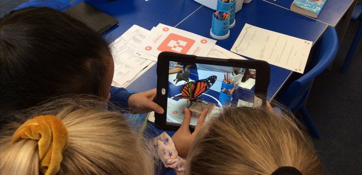 Mr_Speedie's tweet photo. Used the AR mode on Google Expeditions today to bring insects, birds and amphibians to life! Kids loved it!! #edutwitter #kidsactivities #ScienceMatters https://t.co/JCjjigpYvd