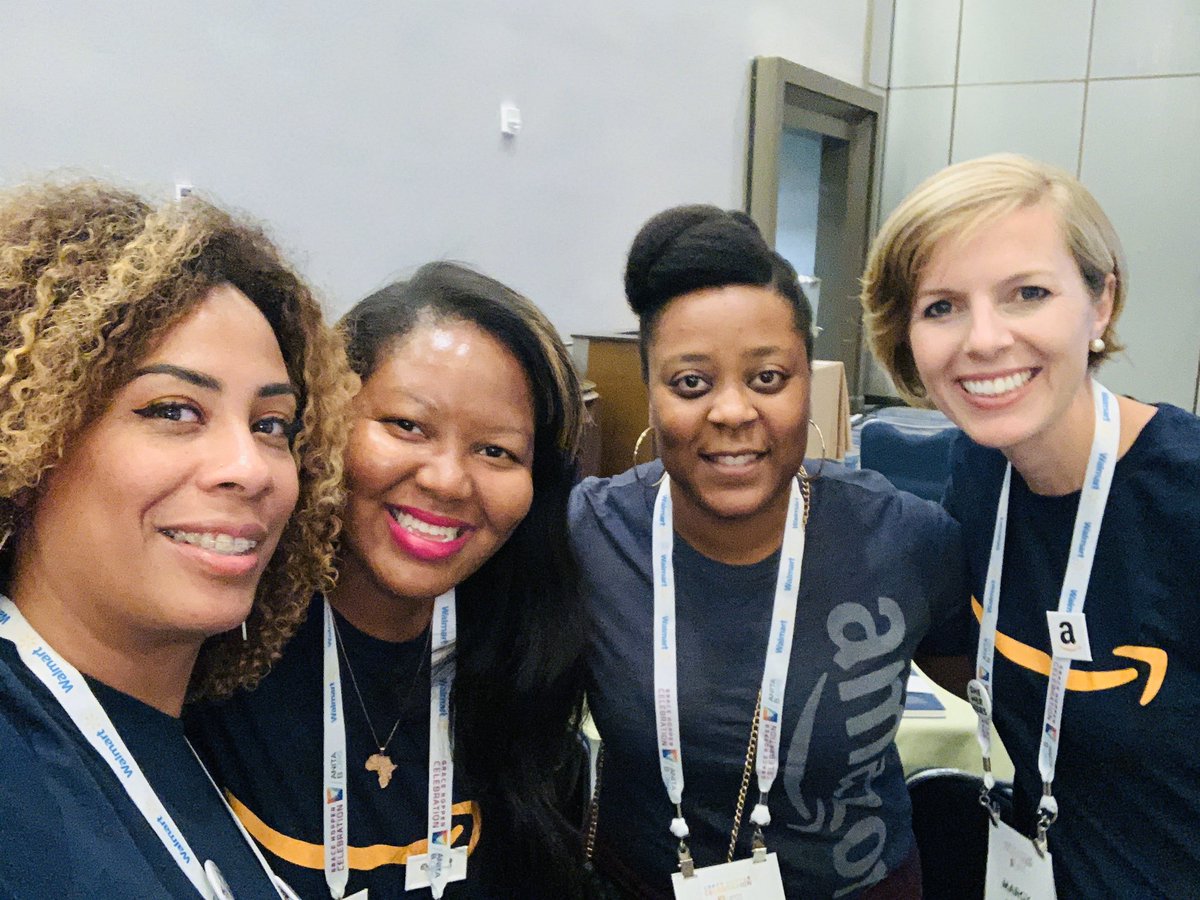 na_trulyme's tweet photo. Amazonians at the Black Women in Technical Roles Reception at the 2019 Grace Hopper Celebration #GHC19 #AmazonxGHC #bepeculiar @margyelliott @myfgray @nashlie_s https://t.co/zr5A1RyIwW