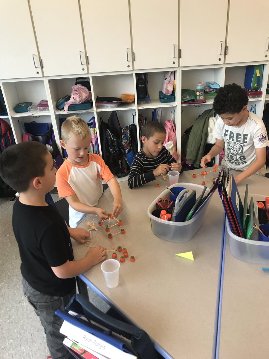 jfk_DiDio's tweet photo. Some tower building fun with @jfk_Olsen class! Lots of practice with teamwork and perseverance!! https://t.co/nMUvuGQr78