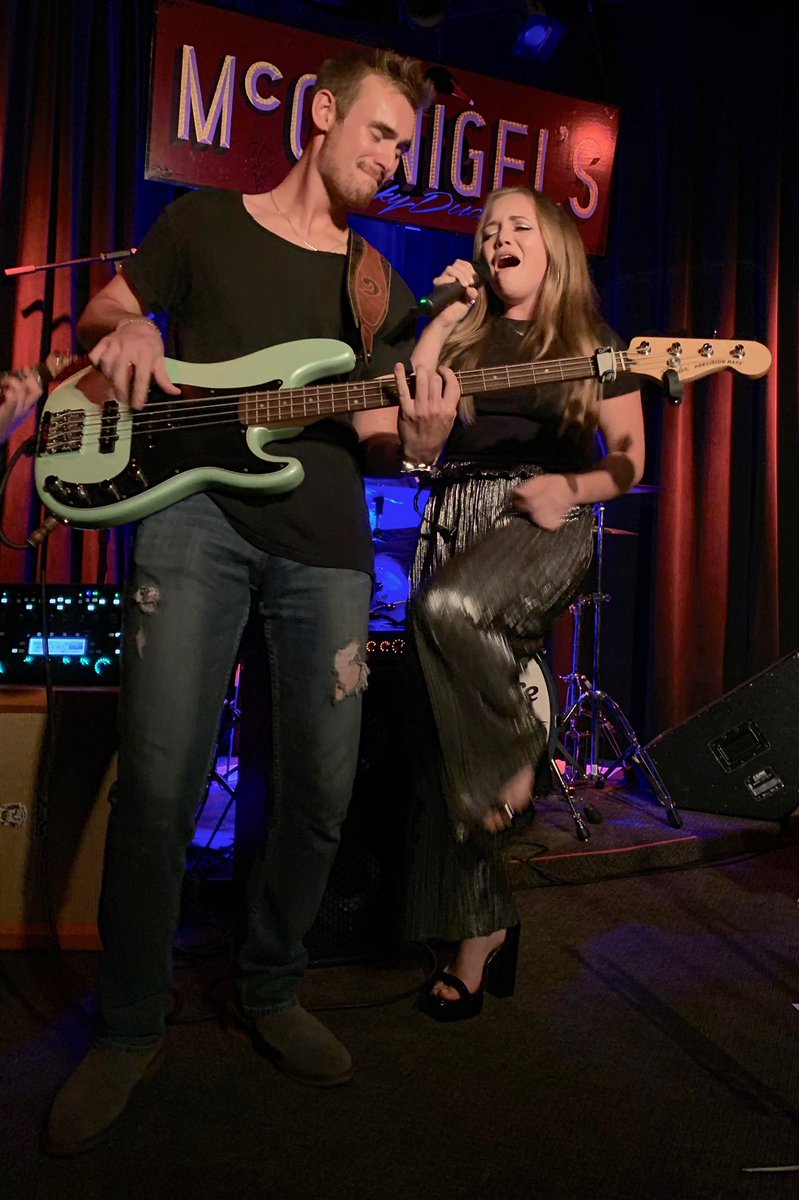 sgandthesoul's tweet image. #bandgoals at @theduckhouston last Saturday night. #bassplayer #singer