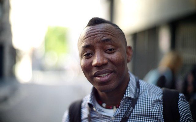 englishpen's tweet photo. Journalist Omoleye Sowore is due to appear in court in #Nigeria again tomorrow, despite having already been granted bail. Writers and academics from around the world are calling for his release. Join us https://t.co/y511DJAP5O #FreeSowore (Photo credit: Mohamed Nanabhay) https://t.co/vKhsbQ1NsA