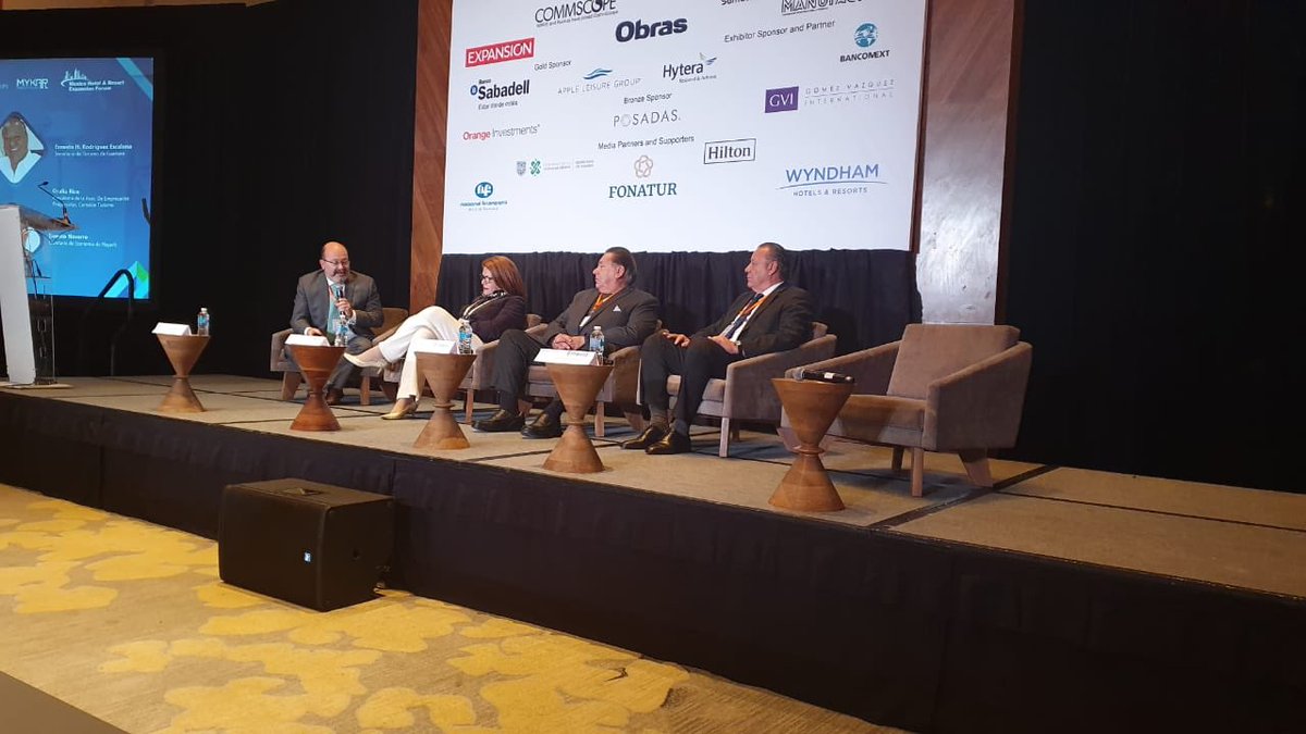 echaillo's tweet photo. Fue un honor moderar un panel en #4thMHREF con tres SÚPER panelistas que han jugado diversos roles de liderazgo en #Sinaloa #Nayarit #Guerrero @LPMXHotelForum @erescalona11 @OraliaRice Gracias por la oportunidad @aejmccarthy https://t.co/zAQwE76sC9
