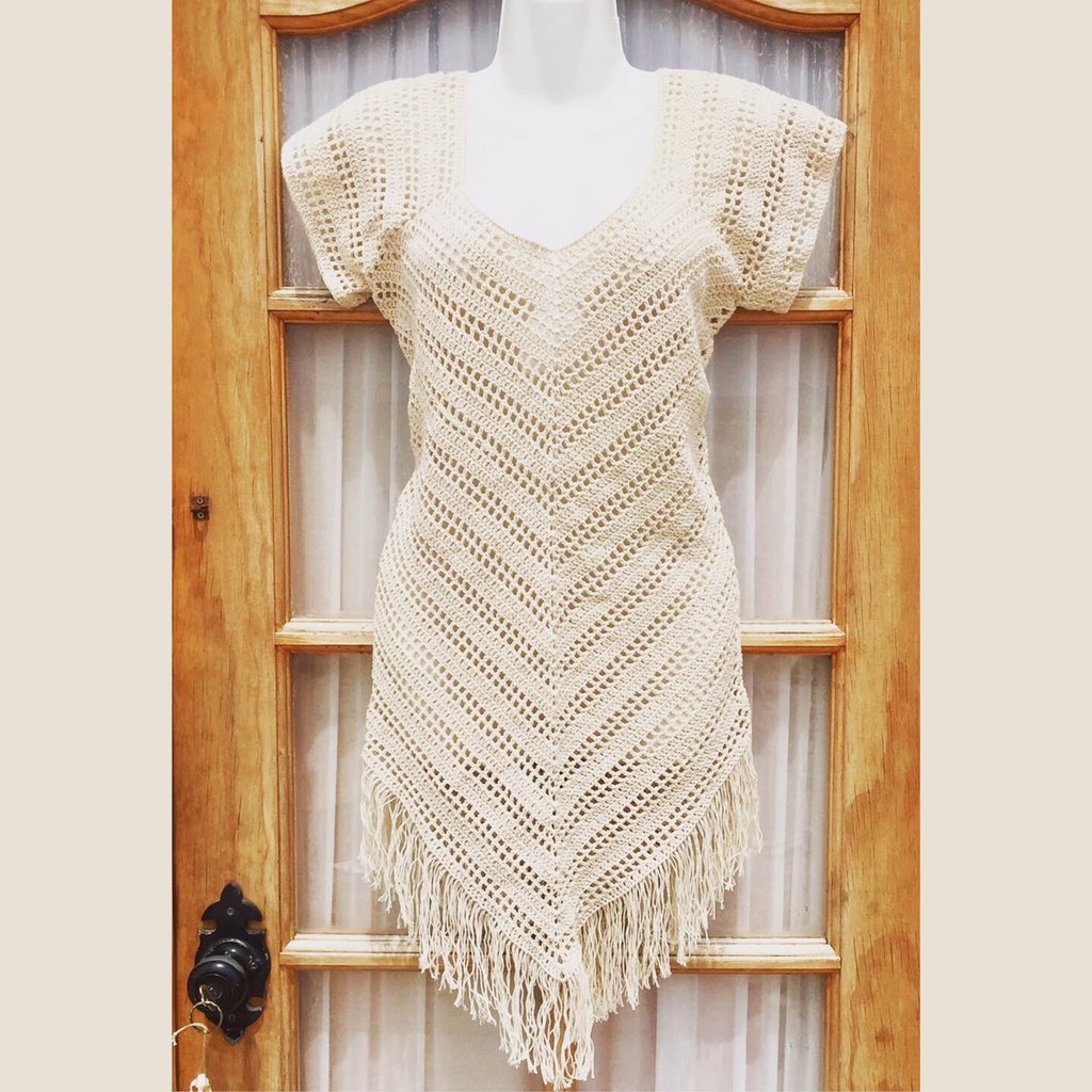 Chepitapordios's tweet photo. Este mes ha estado lleno de creaciones nuevas. Muchos encargos y modificaciones a otras piezas originales.
Este vestido fue encargo, inspirado en otro original, también de algodón, y se va a #papudo
.
Muchas gracias por el desafío!
.
#FelizJueves #entramar https://t.co/XxK8XqHGQh