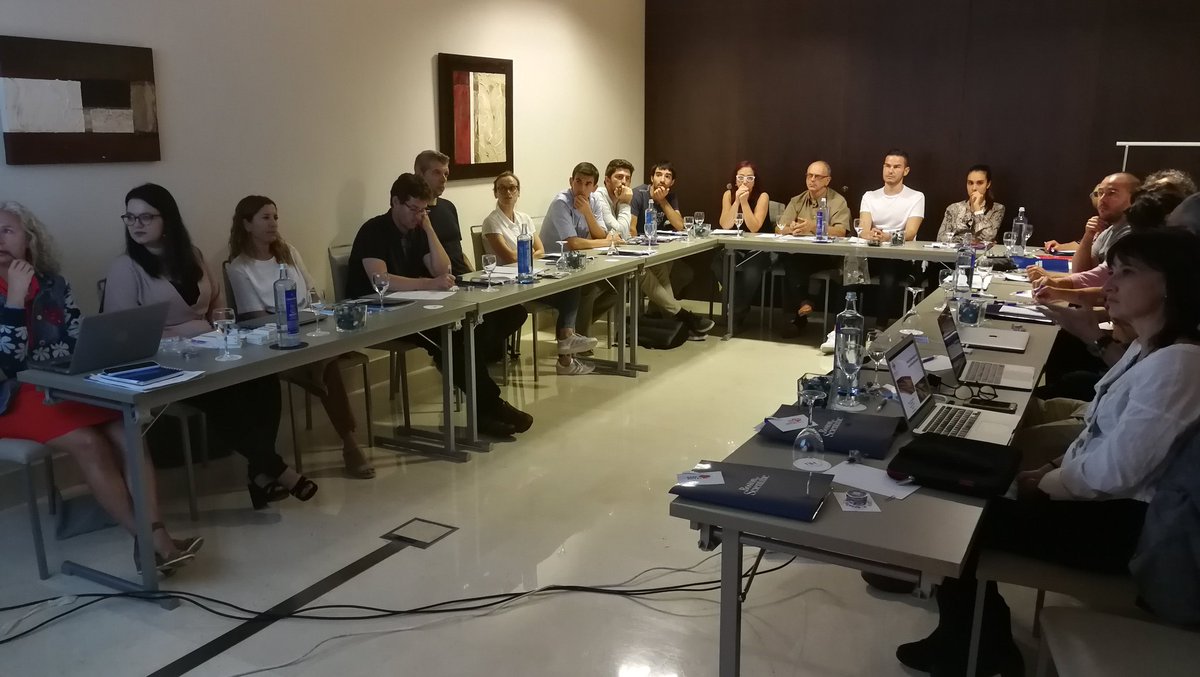 FJavierDelgado's tweet image. Hoy Curso de Modificacion de placa del @HospitalSantPau con @EbajoEster @stamdos y MjimenezK con el soporte de  @BSC_Spain y #RotaPro.
@shci_sec @enferhemo