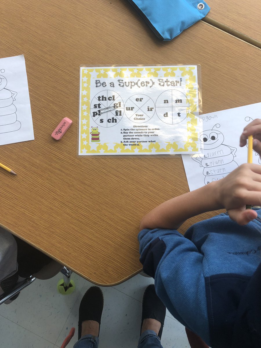 mrssragan's tweet photo. Ss practicing making nonsense words using “r” controlled vowels. #ttuchat https://t.co/TSWU0Vw1jF