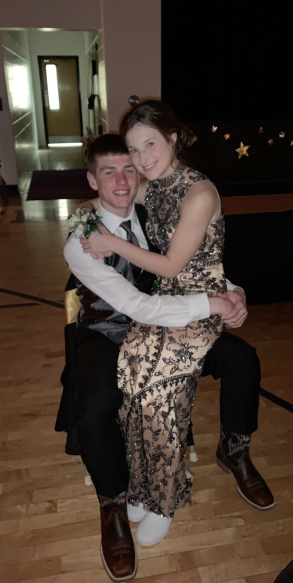 haley_stapleton's tweet photo. HAPPY NATIONAL BOYFRIEND DAY TO MY BEST FRIEND ❤️😊 https://t.co/yYFNQcDM1L