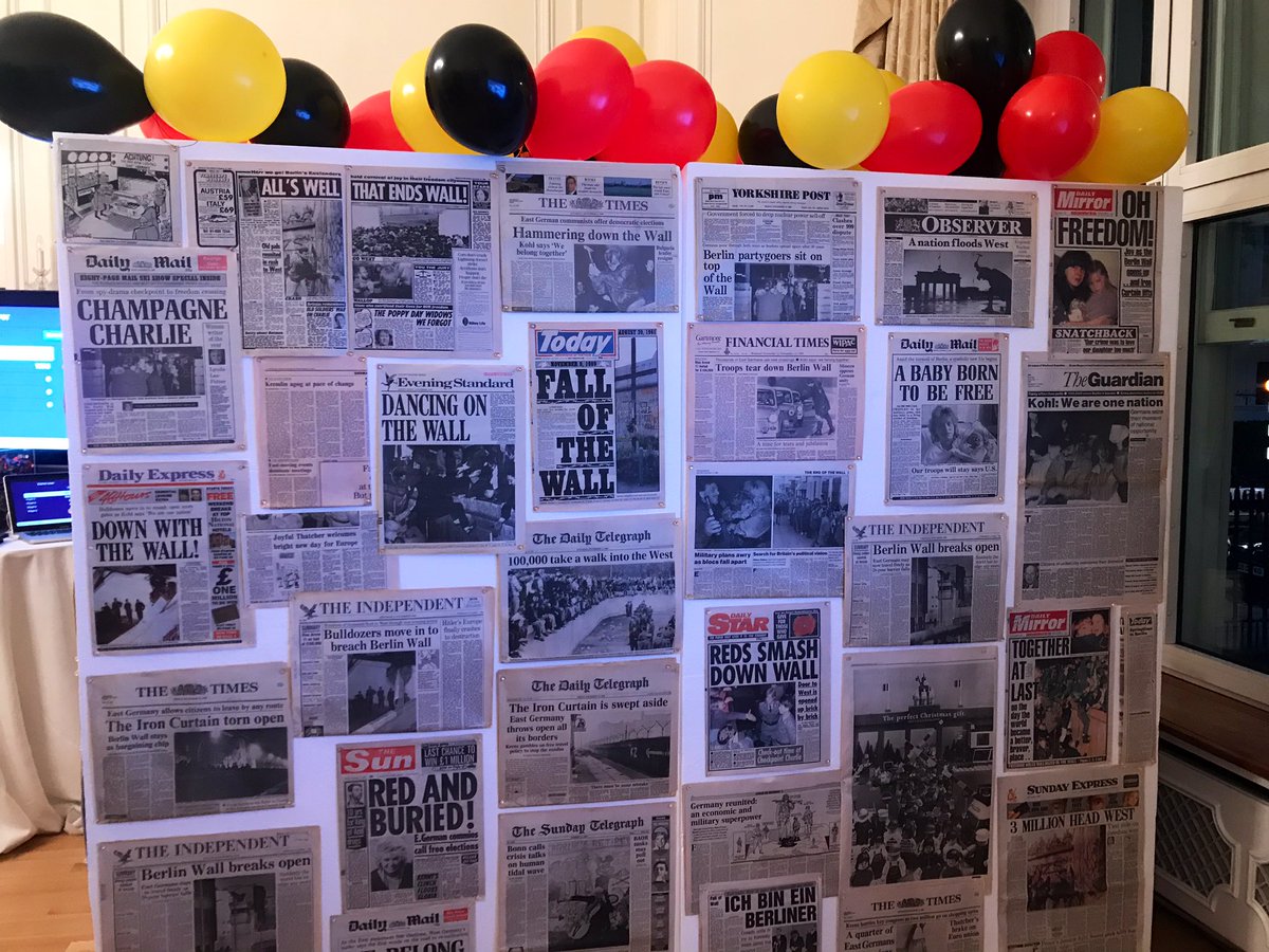 FranceintheUK's tweet image. Ahead of the French parliament’s ratification of the Treaty of Aachen, signed 22 January 2019 between 🇫🇷 &amp;amp; 🇩🇪, it’s our pleasure to join our friends @GermanEmbassy to pay tribute to ever closer friendship between two 🇪🇺partners. 
Happy #GermanUnityLDN! #TDE2019 🍻