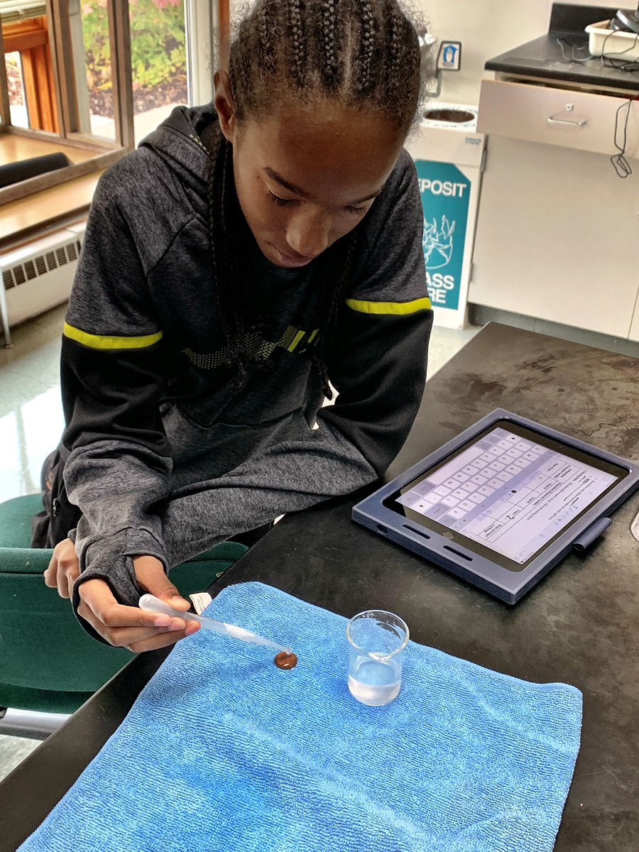 NJHScience7's tweet photo. Life science kids are learning about the difference between independent and dependent variables in lab today w/the Drops on a Penny Lab...also it’s comfy-cozy dress up day for #SpiritWeek #NJHpride https://t.co/dMatLMay0Q