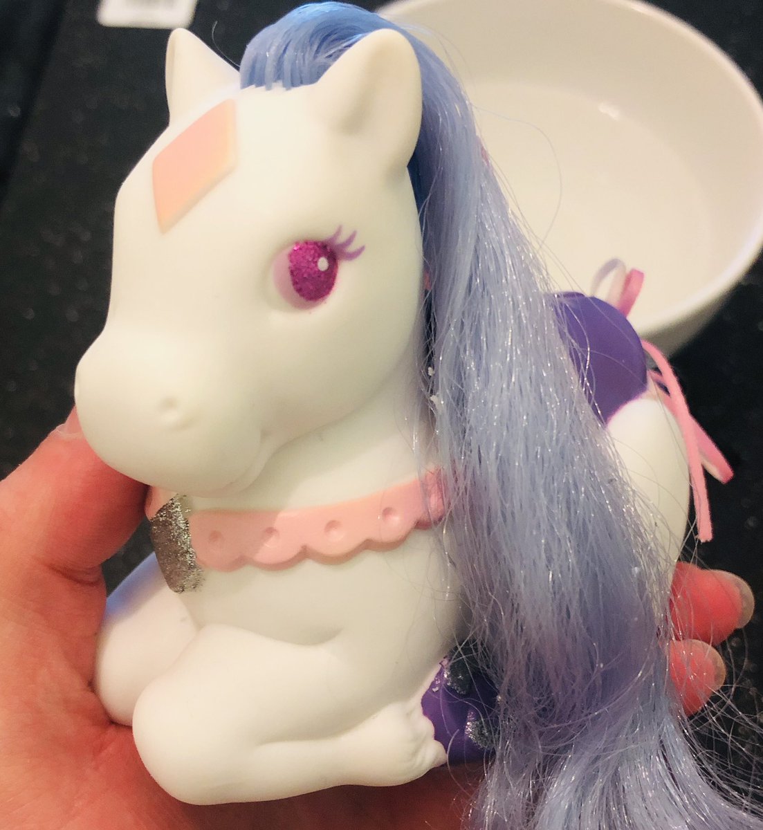BeastlyBoutique's tweet image. Another cleaned up Keyper! I’ll be touching up her jewel, collar and saddle and she’ll be ready to go on the shop! ☺️ #Keyper #80sToys