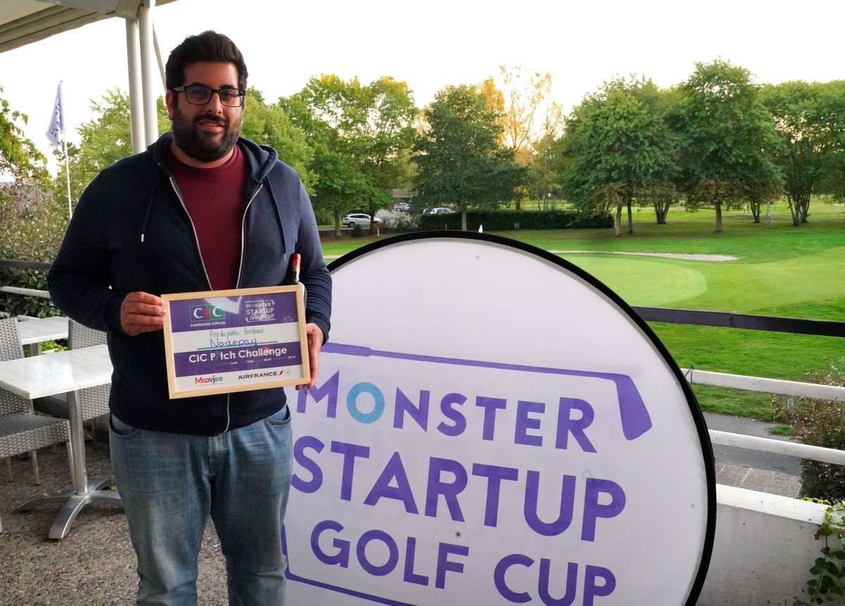StartupGolfCup's tweet photo. [Prix du Public - #Bordeaux] La startup qui remporte le prix du public est 🥁 ... 
...  NodePay (@nodePayCC) ! 
👏 Merci pour plus de 1100 votes 👌#MonsterSGC #startup #public #innovation #FrenchTech #Bordeaux #CICPitchChallenge https://t.co/JPA9Lu4Dwo