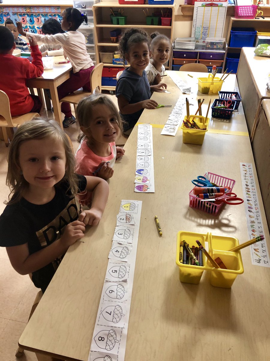 jeannine_scully's tweet image. Hard at work in Room 7! Learning with ST Math for the first time, sequencing numbers 1-10, word work in our poetry center and having fun while we do it all! @WHChestnut #smallgroupmagic