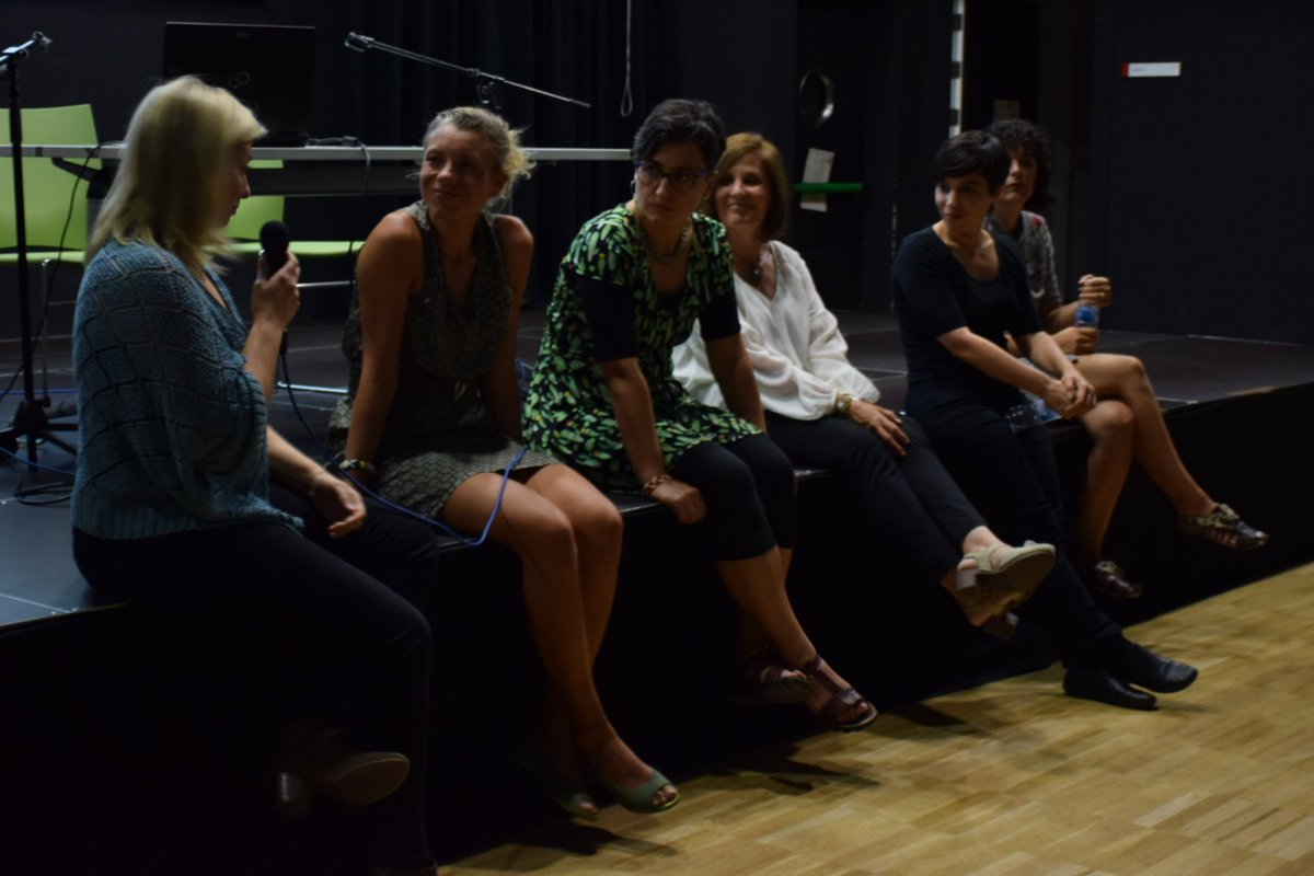 Arribem a la cloenda i conclusions de la 2a jornada de #lactànciamaterna
Moltes gràcies als assistents pel vostre interès, als ponents per les intervencions i als professionals que s'han implicat en l'organització, un gran èxit!