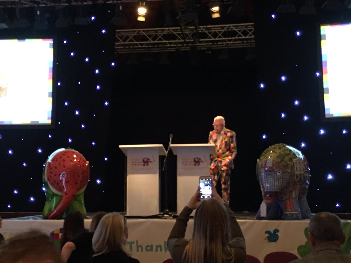 hammamelis's tweet photo. #elmersuffolk19 auction. 😊🙌
Go @PetalNicholson 👍🌸🐘
With @Hilsanderson @mik_richardson @ellieedge96 @PeteMarron etc! 😉 https://t.co/mNFQZS1Pta
