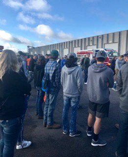 mndeed's tweet photo. Today Commissioner @grove and @GovTimWalz toured @RosyFire in Wyoming, MN as part of Minnesota Manufacturing Week. Did you know Rosenbauer is the largest manufacturer of fire trucks in the world?! #MinnesotaManufacturingWeek https://t.co/atqUuigcGV