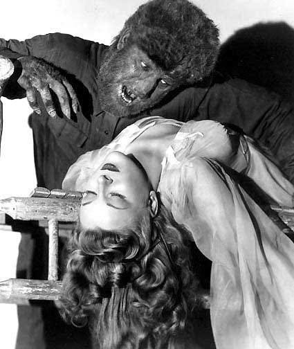 thisaxeisheavy's tweet photo. Movie Trivia 10/03/19- There was a scene planned for The Wolf Man (1941) in which Wolf Man battles a real life bear. Before the scene was completely shot, the bear ran away, leaving the footage unusable. #movie #trivia #wolfman #universalmonsters #horror #classic #halloween #1941 https://t.co/9lJVFPnFSs