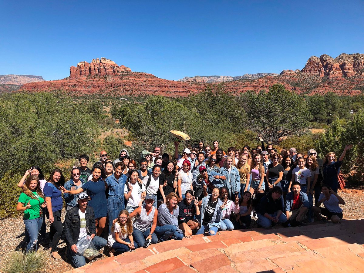 VVSFriends's tweet photo. Last Friday we overdid it in denim to raise money and show our support for the families affected by genetic disorders. THANK YOU to the students and staff who took part in #JeansforGenes day and a huge thanks to our Jean King, Andy Gil, for organizing the day. 👖4️⃣🧬 https://t.co/AWFiTLzktX