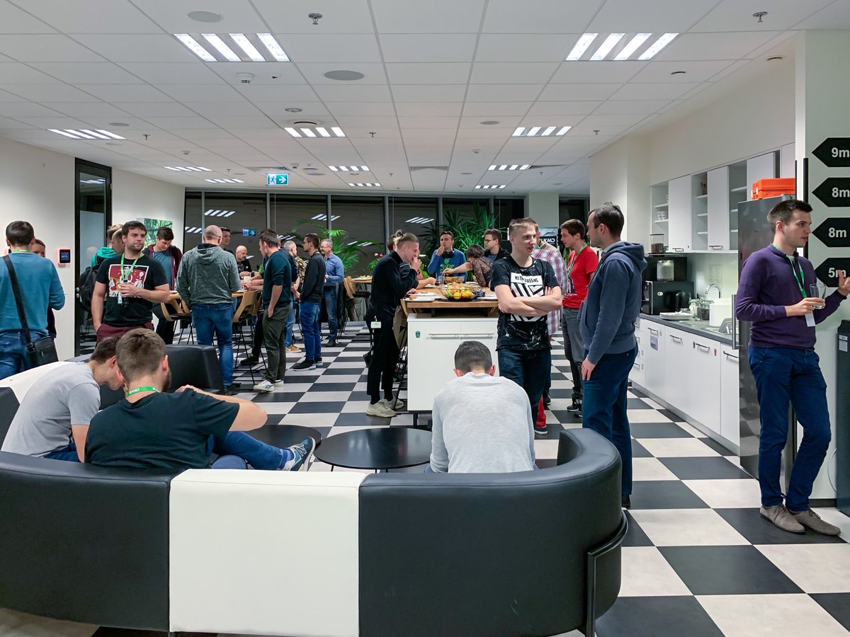 kmdpoland's tweet photo. We are warming-up ๐ถ before @dotnetosorg conference during the event full of knowledge ๐จโ๐ป about .NET internals and .NET performance with โ @lukaszpyrzyk, @konradkokosa, @Scooletz. #kmdpl #kmdit #GoodToBeInKMD https://t.co/uOItfy52Xf