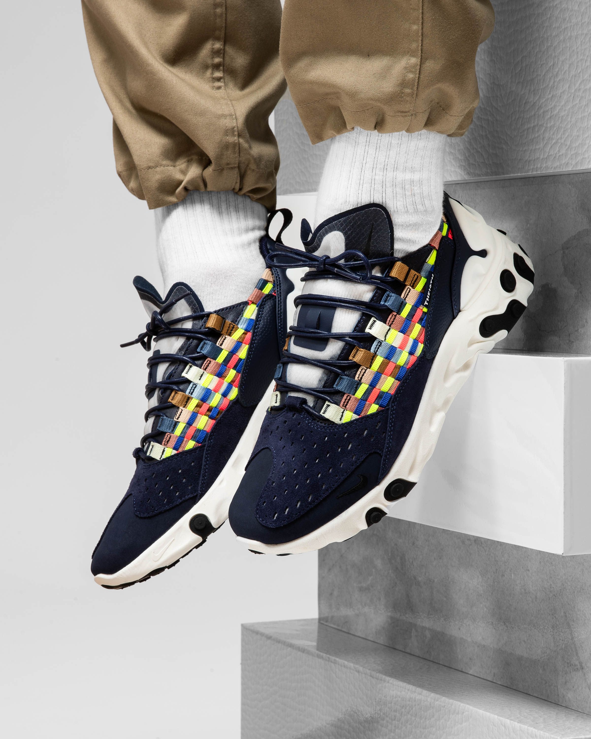 aanbidden Dressoir apotheek Titolo on Twitter: "the latest Nike React Sertu comes in blackened blue and  colorful woven uppers. available for purchase ➡️ https://t.co/Hr5Jw5TF1p or  in store at Titolo Zurich and Titolo Berne. US 7 (