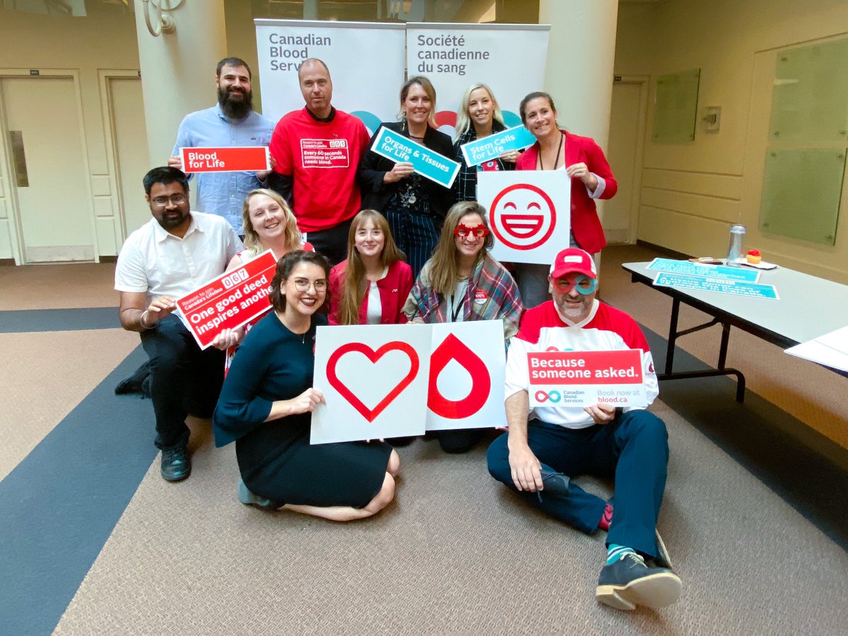 sarahabelart's tweet photo. Celebrating our 1 year brand anniversary at Head Office today. Here’s to the dream team (plus a few missing off screen!) ⬇️🙌🏻 #CanadasLifeline #Nonprofit #Branding #OttawaISCreative https://t.co/a85atY2jfl