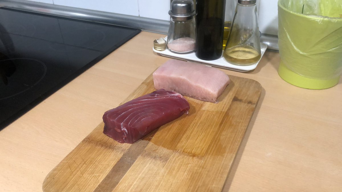 Recién traído de MalagaCiTy, Taco aTun y pez espada.
Calienta la plancha que va!!