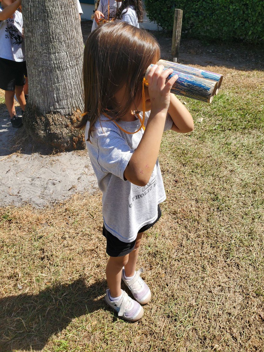 StMarthaCS's tweet photo. PK4 has been practicing the letter B, so this afternoon they took the Binoculars they created and went on a Bird, Bug, and Butterfly hunt! #STREAM #ExcellenceInKnowledge https://t.co/aBOq42ld0V
