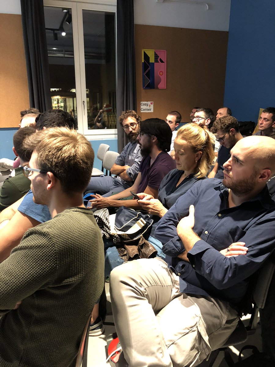PythonFirenze's tweet photo. @yakkys ci ha spiegato come creare un API con #Django #Flask e #Starlette 👨🏻‍💻👩🏻‍💻 adesso è il momento delle domande! #pythonfirenze @NephilaIt @develer @NanaBiancaItaly @TSHCollab https://t.co/hDOz21rO3V
