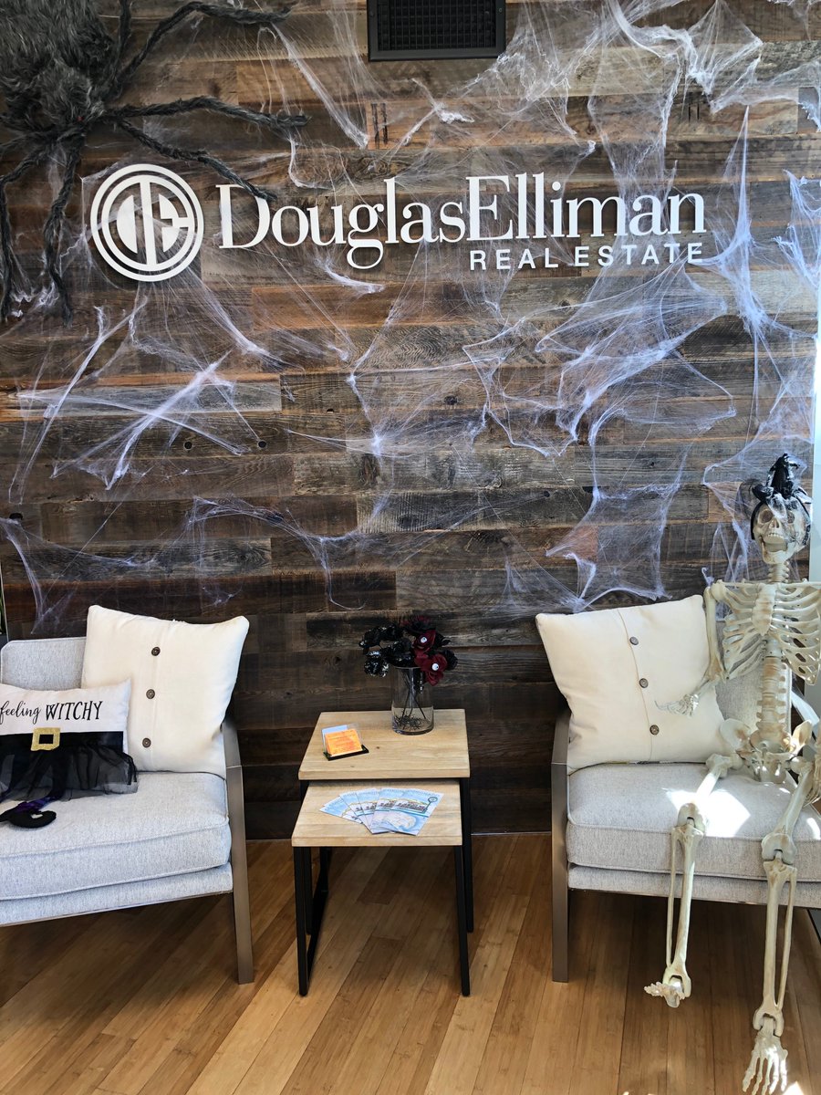 EllimanCA's tweet image. Feeling spooky this #Halloween? Don't be scared to visit our @DouglasElliman #SanDiego office to pick up your copy of #EllimanMagazine! 👻🧛‍♂️💀🕷🕸🎃