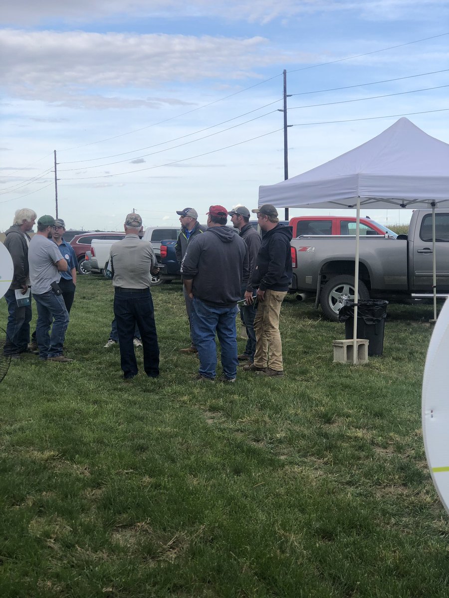 SeedBarker's tweet photo. 2019 plot tour in the books! Ready for the rain to quit and harvest to really begin #channelseed #360yield #precisionplanting https://t.co/BbIsqiWgzQ
