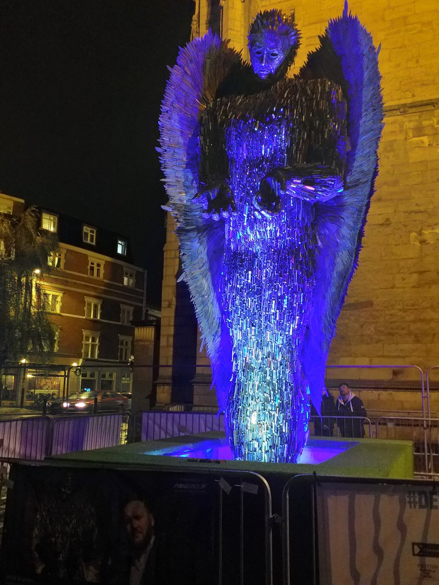HM_Dec90's tweet photo. An incredibly emotive piece 😔
"Relatives of those killed by knife crime were invited to engrave the blades with names and messages for their loved ones as part of the sculpture." Many lives lost or changed as a result of knife crime...
#SaveALifeSurrenderAKnife #DerbyKnifeAngel https://t.co/9DnwRt8Bc2