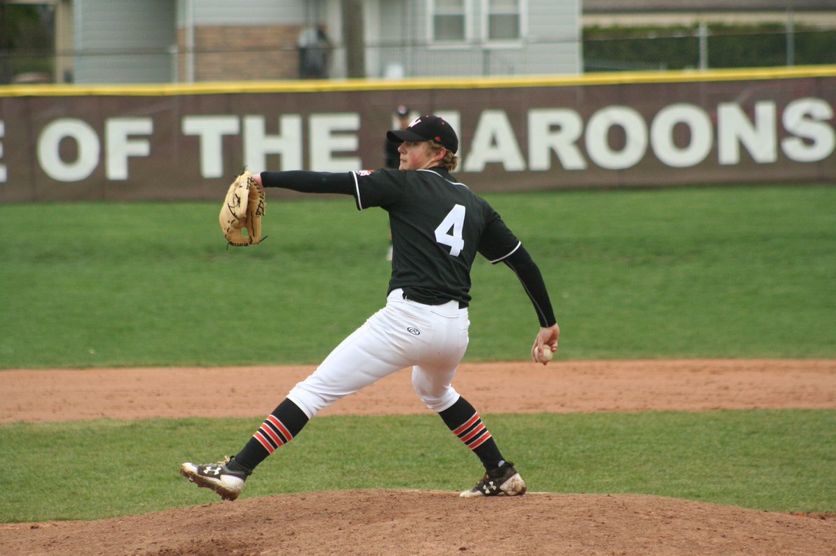 I’m extremely excited to announce I have verbally committed to further my academic and baseball career at Illinois Wesleyan University. I would like to thank all my coaches, family teammates and friends who have helped me through this process. @BaseballIWU #titan