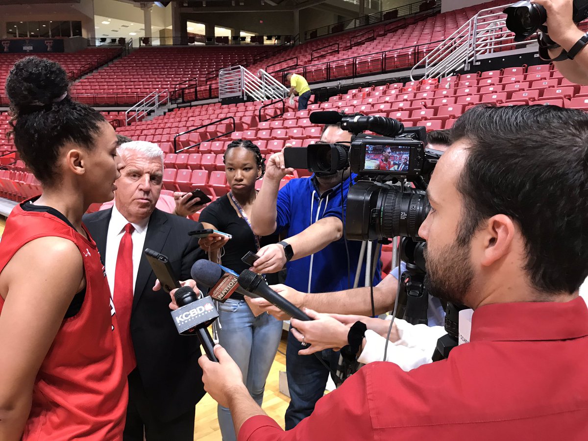 LadyRaiderWBB's tweet photo. Media day โ๏ธ
First official practice ๐
๐ค๐ฅ๐
๐ด#M2M | #WreckEmโซ๏ธ https://t.co/NFLzw4lCA3