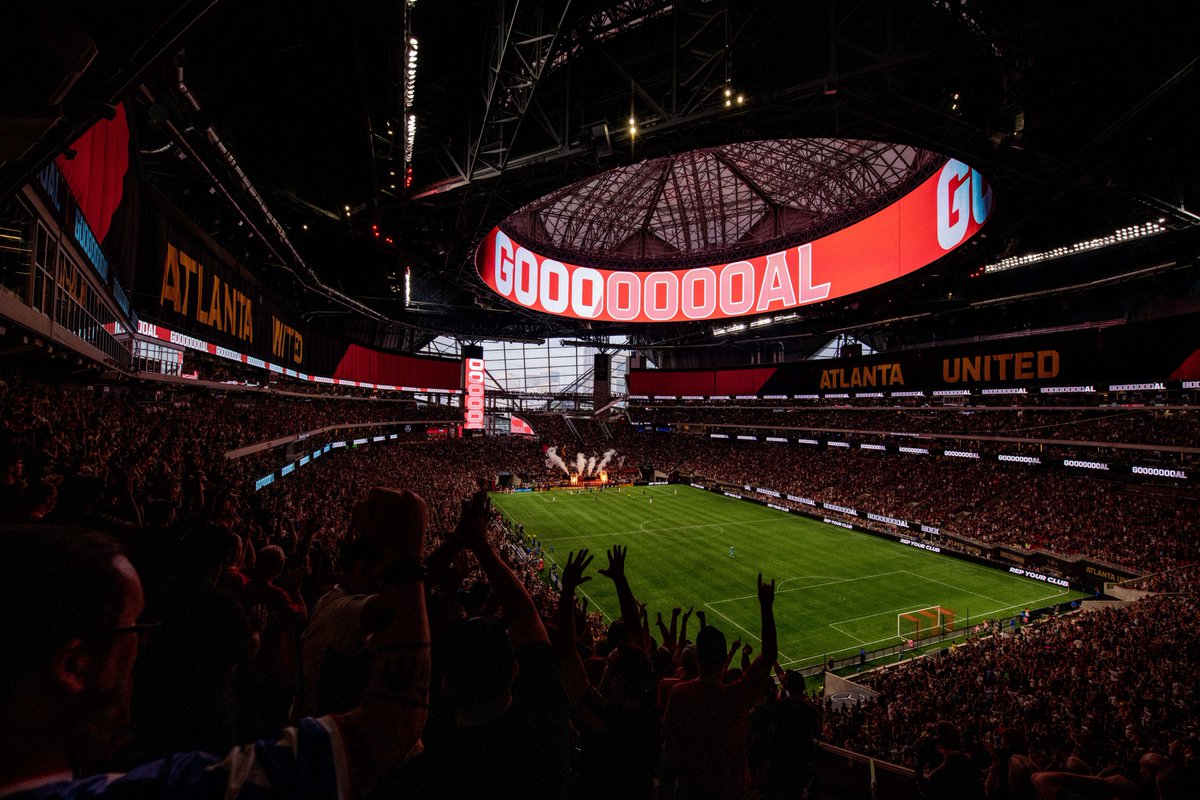 🚨 GIVEAWAY 🚨

RT and follow for a chance to win 2 tickets to our match Sunday!