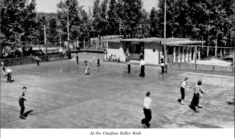 j_thorsteinson's tweet photo. Fun fact: #Wasagaming in #RidingMountainNationalPark had an outdoor roller rink from the late '40s until 1970. https://t.co/phPO7Gwlhq