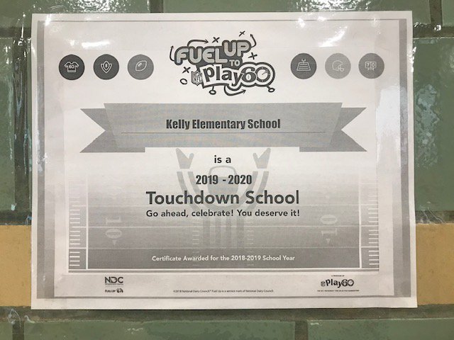 KellySchoolPE's tweet photo. Touchdown School.  Fuel Up To Play 60.  Kelly Elementary School. #kellyelementaryschool #wo2world #westorangepublicschools #NFL #Fueluptoplay60 #PhysicalEducationandHealth #AmericanDairyAssociation @KellyElementary @PleasantdalePTA @AmerDairyFUTP60 @NFL https://t.co/qhPFhrbVn6
