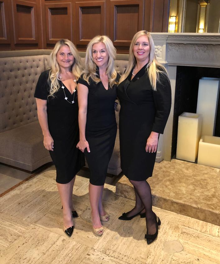 QueenofPrefab's tweet photo. Wonderful event with the #iMasons!
Pictured: @dudenelson, founder of @InfraMason; @drjuliea; and @ACaramella of @ZayoGroup — congrats to Amber for being appointed to the iMason advisory board.
#QueenofPrefab #NotAContainer #WeBuildTheInternet https://t.co/YDUa13rIo6