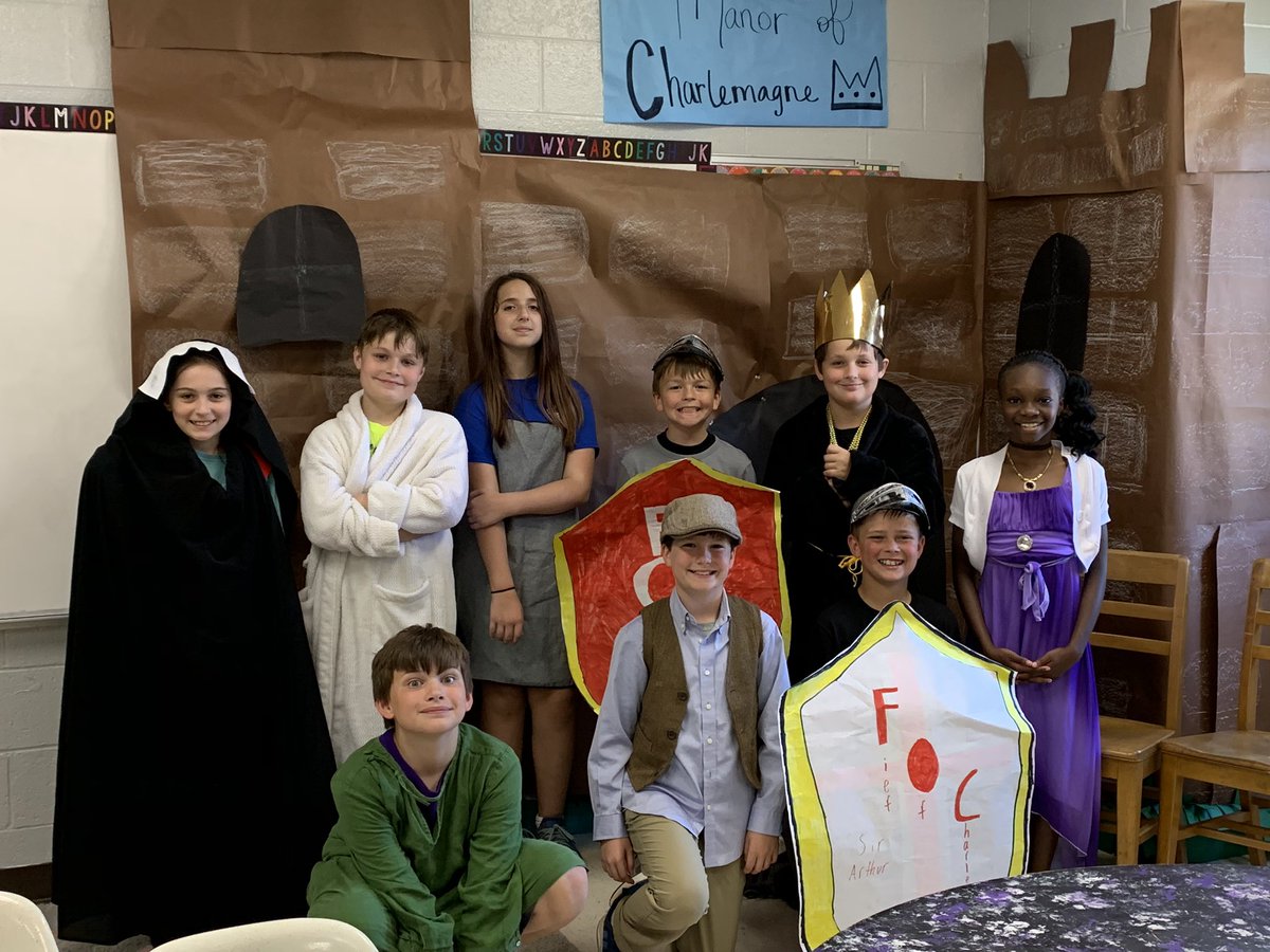halbrook_tressy's tweet photo. Students worked with @JaclynEubanks1 @ESIWildcats to create a skit that represented the Middle Ages!  What talent and creativity in @HaywoodSchools  #Push2Persevere https://t.co/19GQJzEX0p