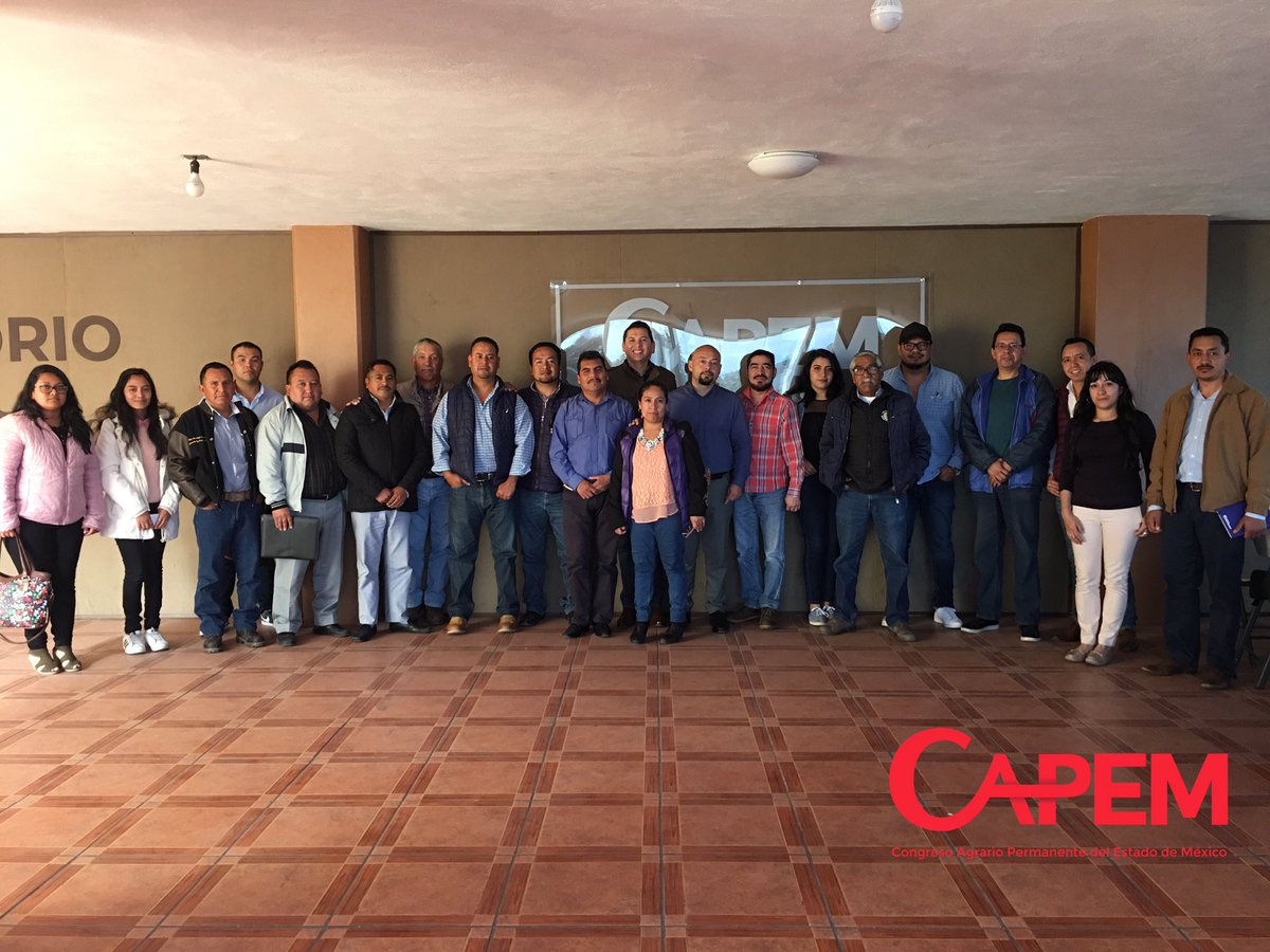 cap_edomex's tweet photo. Capacitación para técnicos de las organizaciones de CAPEM por parte de @FNDMX a quienes agradecemos las facilidades y disposición de trabajar en conjunto en beneficio de nuestra gente.
#CAPEM #UnidosPorElCampo https://t.co/9xMYSUxVA3