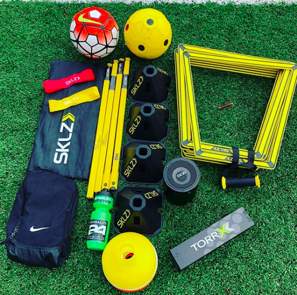 TorrxSoccer's tweet photo. Throwback Thursday: @jamesriley7soccer#sundaymorningsoccertraining ⚽️💯✅
#tbt #torrx #teamtorrx #soccer #soccerlife #professionalsports #mls #workhard #sportslife https://t.co/X8c8mwVBMU