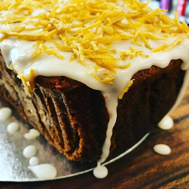 goodfoodstores's tweet image. Who can guess what today’s countertop cake was. Go on, bet you can’t. 
#GoodCake #ItsTricky ift.tt/2LIKkQL