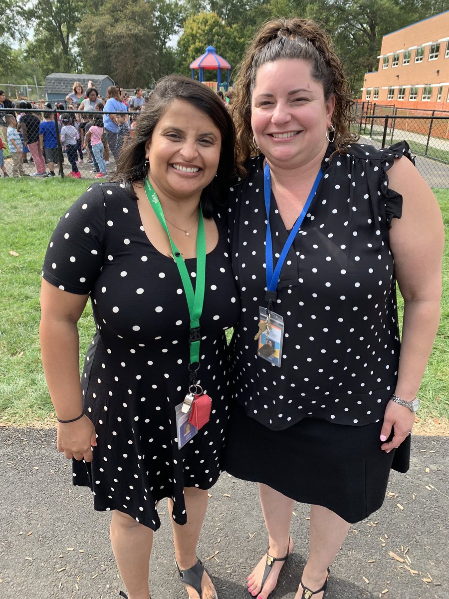 Twinning with my girl! @MsJourney8 #mvwes