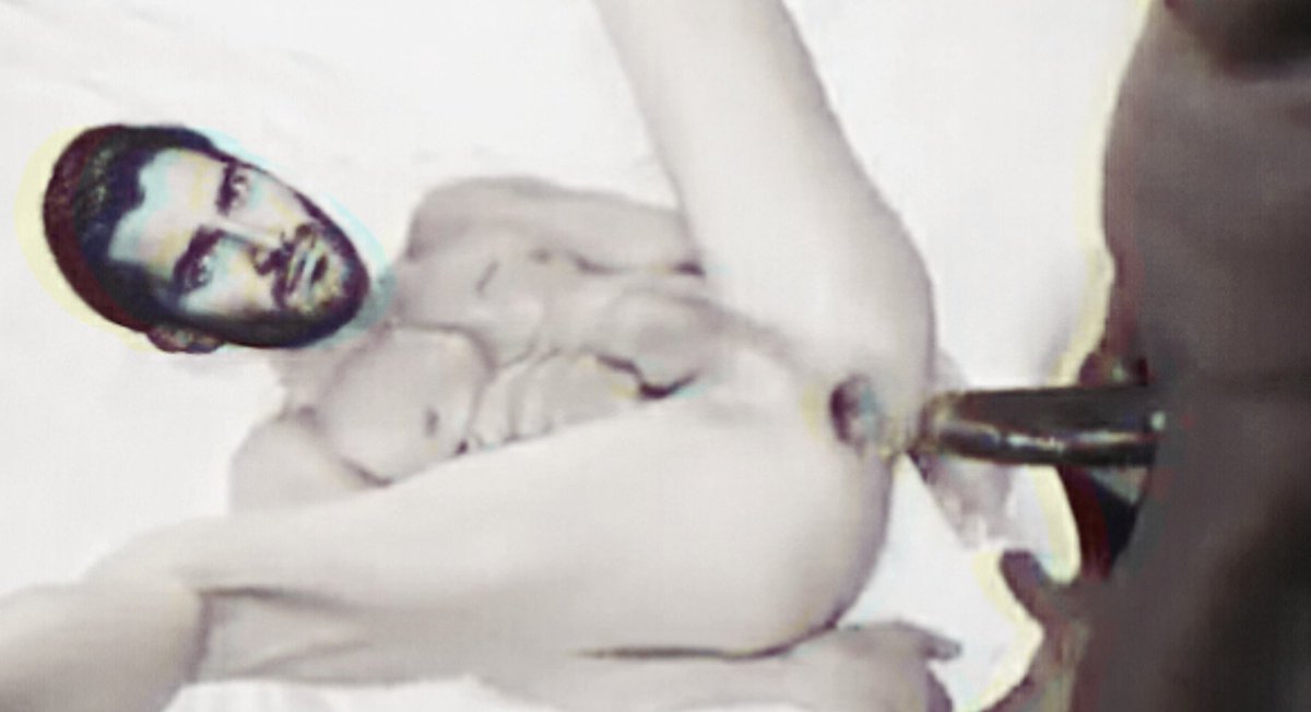 JessEmanuelGim1's tweet photo. 104 - Tyler Hoechlin
#TylerHoechlinGay #BottomDerek
#FakeGay #TylerHoechlinFake
#PornGay #MaleCelebrityFake https://t.co/paMVqKLBCA