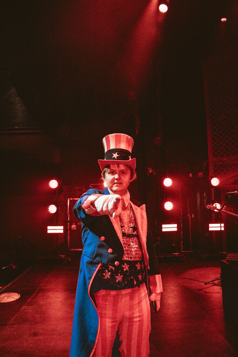 Lewis Capaldi tweet media