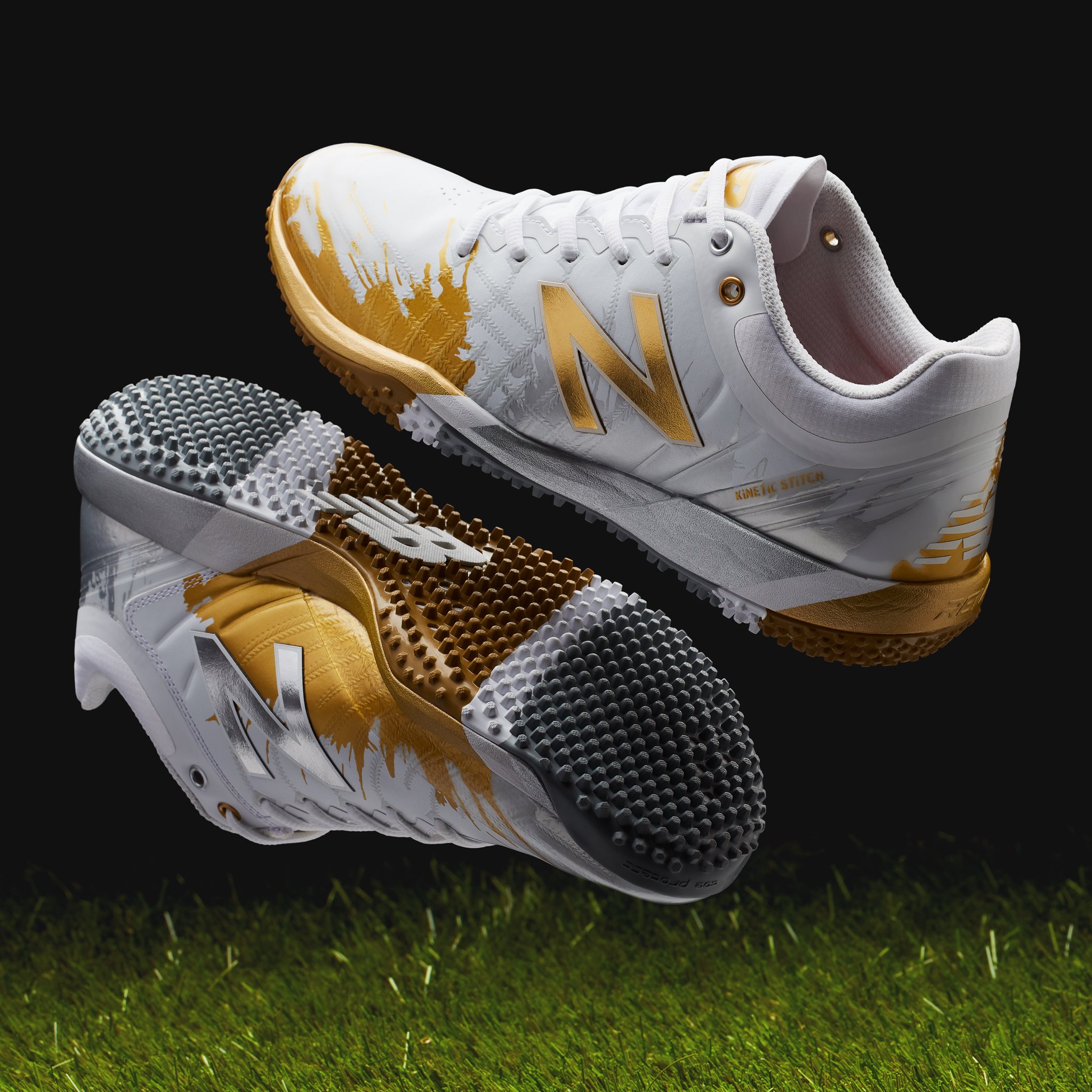 New balance 4040v3 white and gold sales