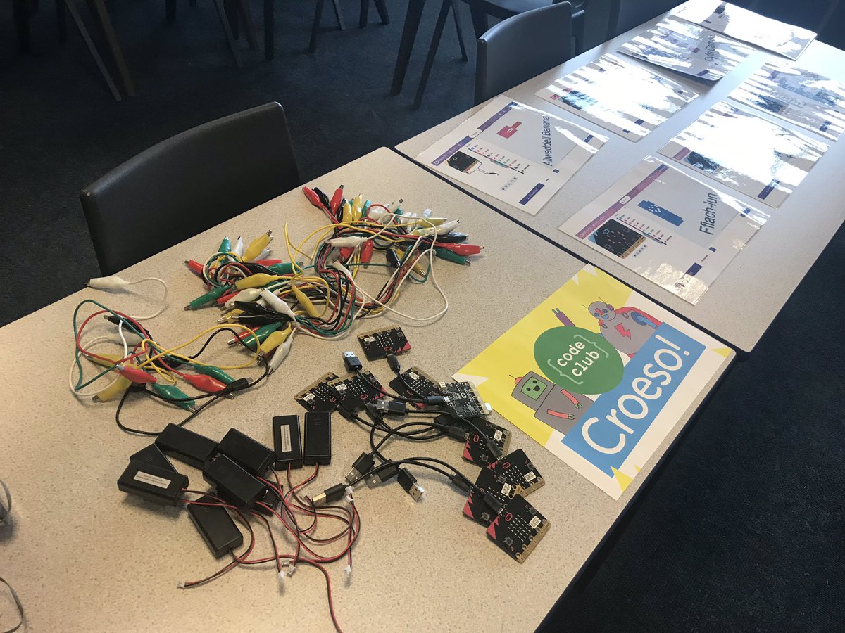 DigidolYGGRh's tweet image. Noson agored llwyddiannus #techgwyb #codio #microbit