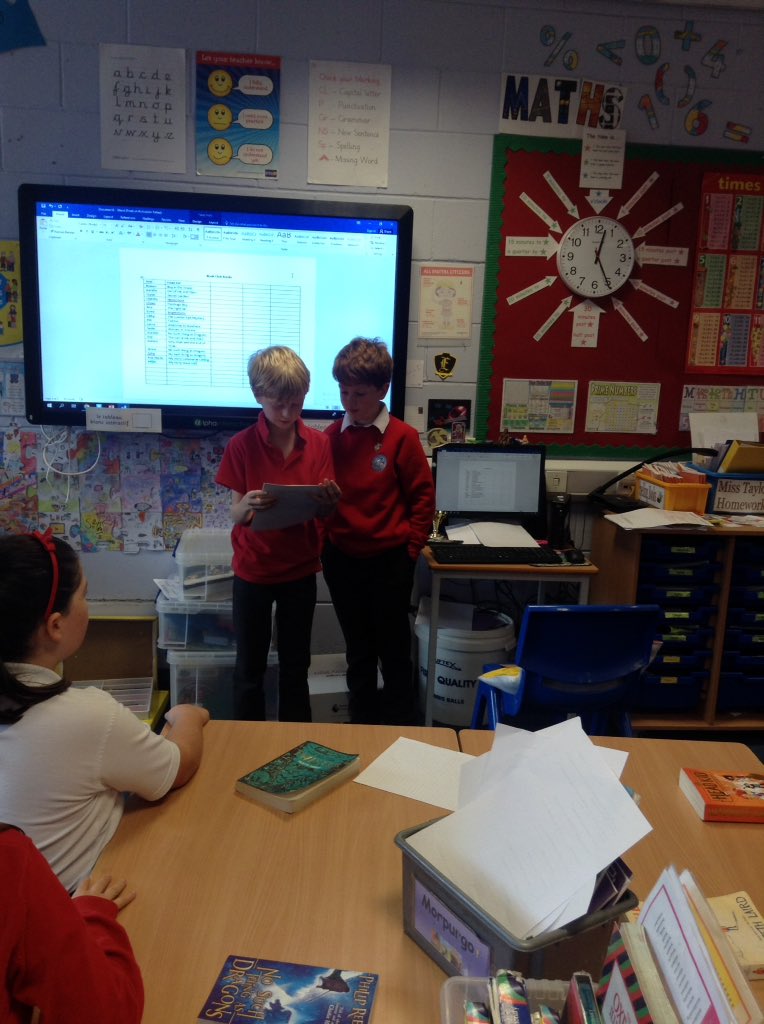MissTBrookburn's tweet photo. 2nd week of Book Club - which got a lot bigger! Chose specially selected books and listened to a ๐story by 2 of our members! @BrookburnP https://t.co/3wVXDwqMB7