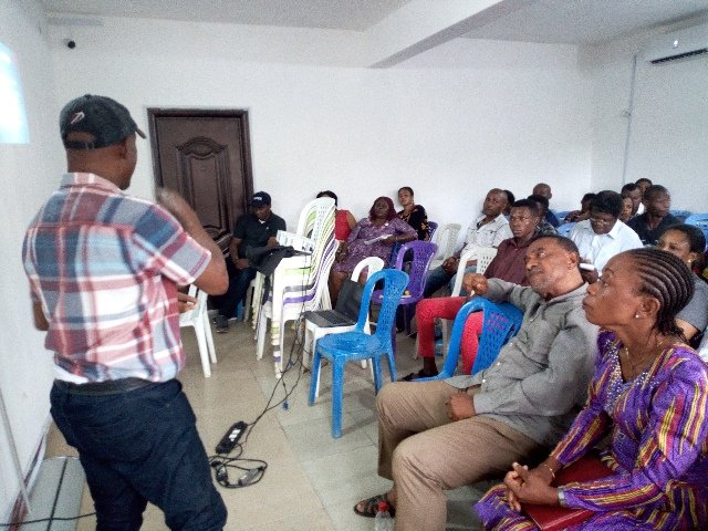 AceAgribiz's tweet photo. Meadow Foods Nig. Ltd. / @AceAgribiz collaborative Training on 21st Century Best Poultry Practices (mp-mpt) @ 41 IBB Way, Calabar sponsors @PINDFoundation for SMEs and smallholder poultry farmers @ChidiAgbunno @Fresh_Patterns @Oxfam @EDC4SME https://t.co/r1wxbgYQAv