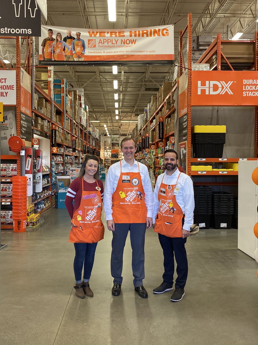 Had Congressman Ben McAdams stop by for a store tour today! Such a fun experience seeing him learn what the life of a Home Depot associate looks like. From helping customers to understanding our receiving processes. Thanks for stopping by!! #team10 #pacnorthproud #HDStoreWalks