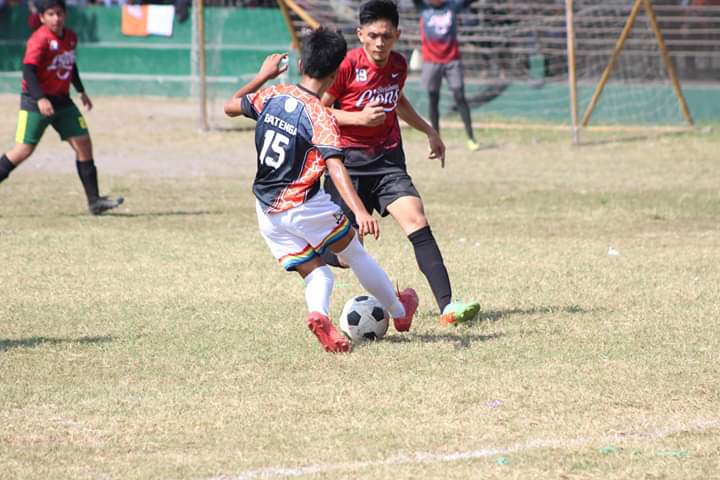 batenga_andre's tweet photo. The most beautiful game⚽❤

📷:@teeyakaye https://t.co/uGxM4Uyvz5